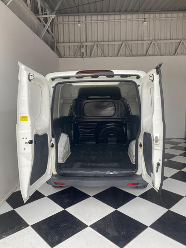 Fiat Fiorino 1.4 MPI FURGÃO HARD WORKING 8V FLEX 2P MANUAL