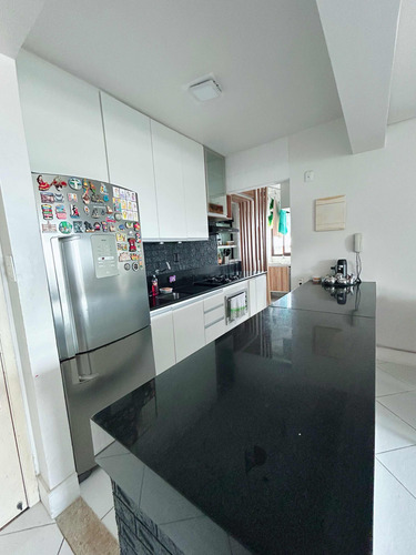 Apartamento 3/4 C/ Dependência Completa Revertida Em Suite
