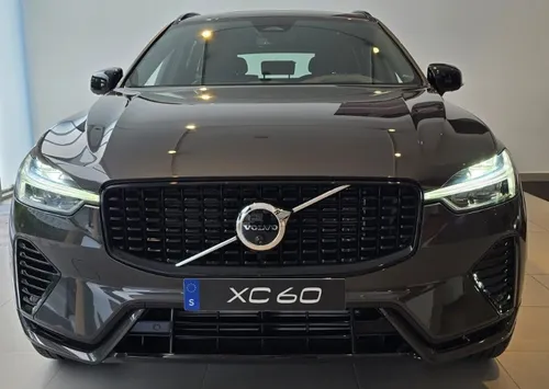 Xc60 Recharge Ultra Dark T8