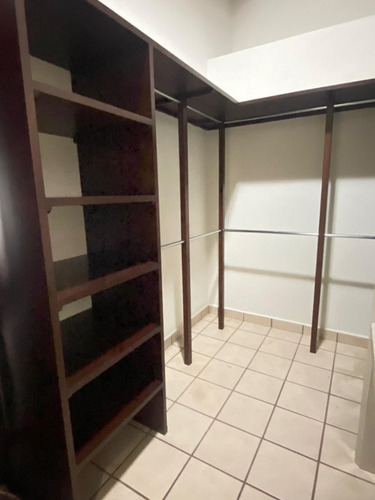 Casa En Venta En La Calzada Desierto De Los Leones, Colonia Tetelpan, Alvaro Obregon, Cdmx.