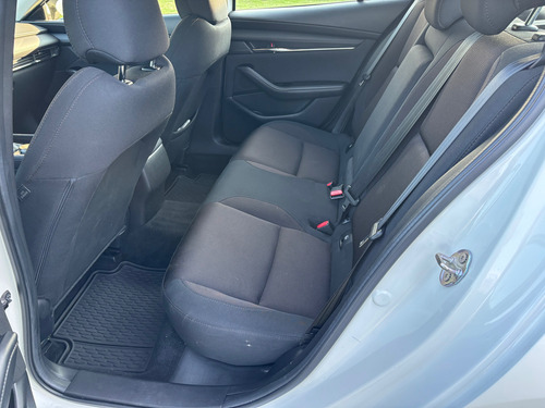 Mazda Mazda 3 2.0 Mhev I Sport Sedan At