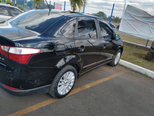 Fiat Grand Siena 2014 1.6 16v Sublime Flex 4p