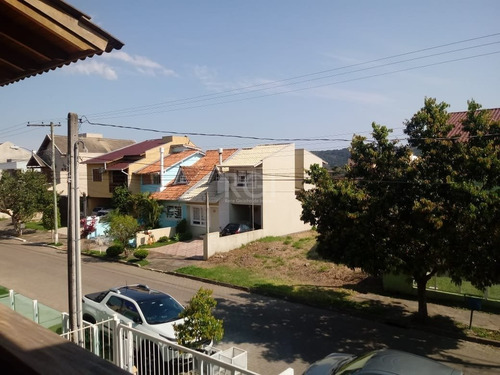 Casa Em Hípica Com 3 Dormitórios - Lu431333