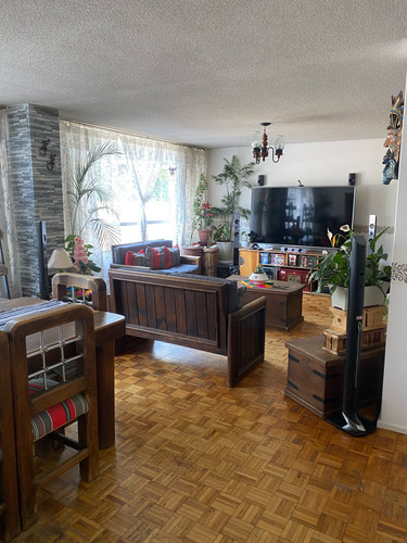 Departamento En Venta En Adolfo Prieto
