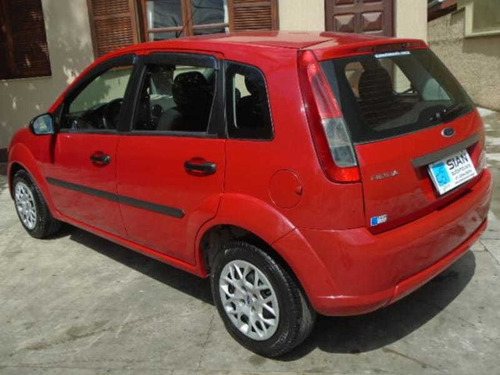 Ford Fiesta Hatch 1.0 8v Flex
