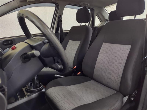 Ford Fiesta 1.6 Mpi Sedan 8v Flex 4p Manual 2010/2011
