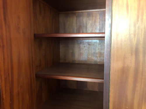 Imagen 21 de 21 de En Venta Apartamento En La Castellana .2do Piso Con Balcon