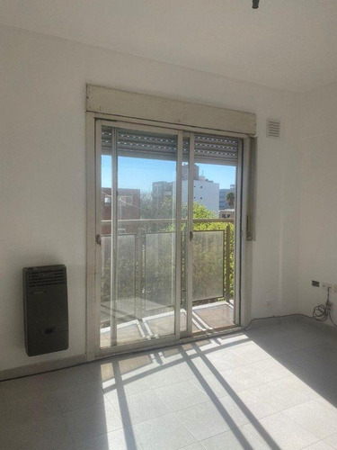 Imagen 2 de 5 de Departamento - Microcentro