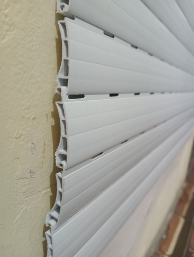 Cortina Persiana Enrollar Plasticas Pvc Modelo Mini Blanco