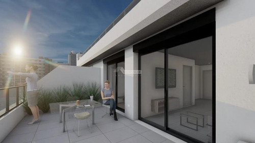 Venta Apartamento 1 Dormitorio Cordon Uruguay Y Roxlo Ed. Altos De Cordon Al Frente Con Garaje