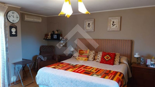 Imagen 17 de 24 de Casa En Venta De 5 Dorm. En Talagante