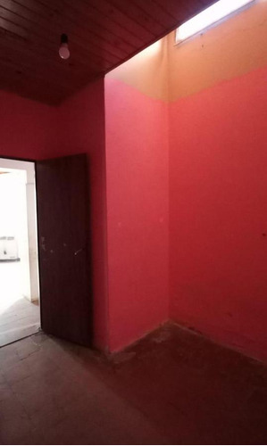 Casa Céntrica En Esperanza A Refaccionar