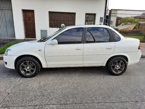 Chevrolet Corsa Classic 4 Ptas Ls 1.4