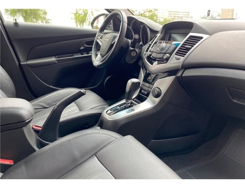 Imagem 4 de 15 de Chevrolet Cruze 1.8 Lt 16v Flex 4p Automático