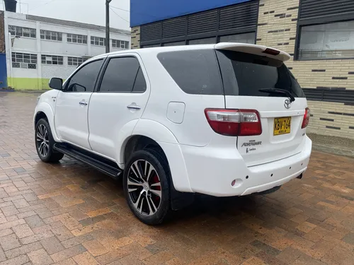 Toyota Fortuner 2.7l 4x4