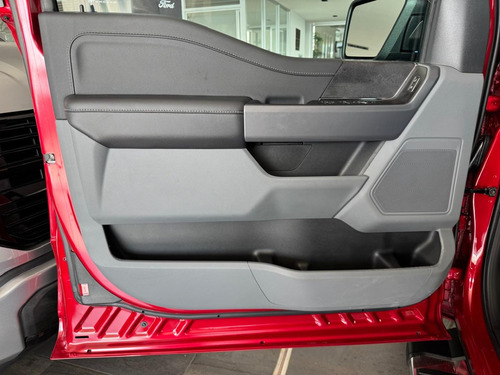 Ford F-150 5.0L Xlt Cabina Y Media V8 4X4 At