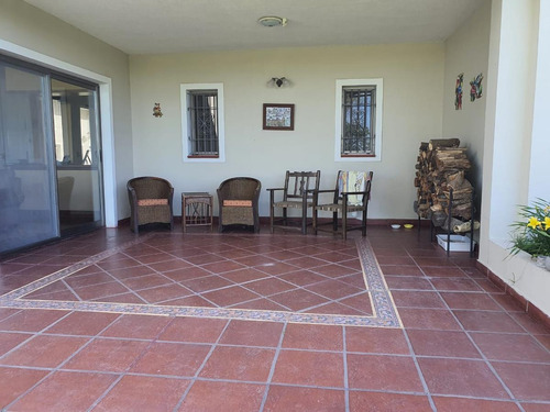 Imagen 26 de 30 de Casa De 4 Dormitorios - Campo - Casco - Casa De Huéspedes - Casa De Caseros - Pileta - Ramallo