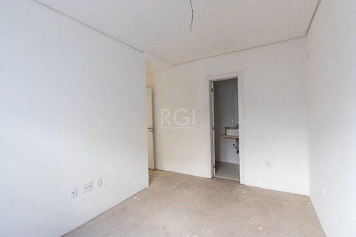 Casa Em Porto Alegre Com 3 Dormitórios - Lu430955