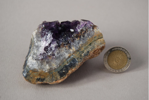Imagen 1 de 1 de Piedra Mineral Drusa De Amatista Nro. 4