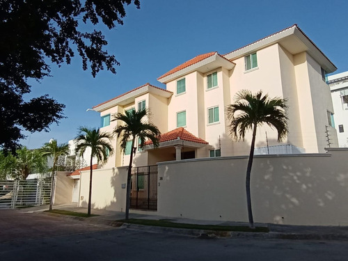 De Lujo Casa En Venta En Cancun Sm11