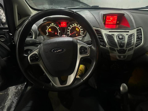 Ford Fiesta Kinetic 1.6 Design 120cv Titanium