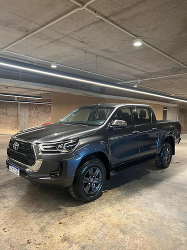 Toyota Hilux 2.8 Cd Srv 177cv 4x2 At