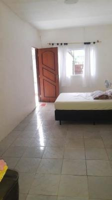 Imagem 3 de 13 de Casa Com Piscina E 3 Quartos Em Itanhaém/sp 9758-pc