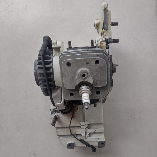 Motor Da Motosserra Stihl Ms 08 Retirar Peças/conserto