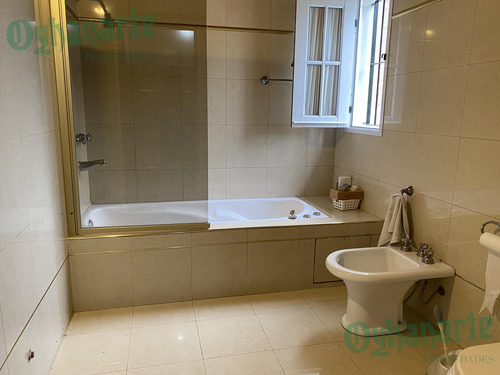 Imagen 11 de 22 de Excelente Casa A La Venta En Castelar Norte