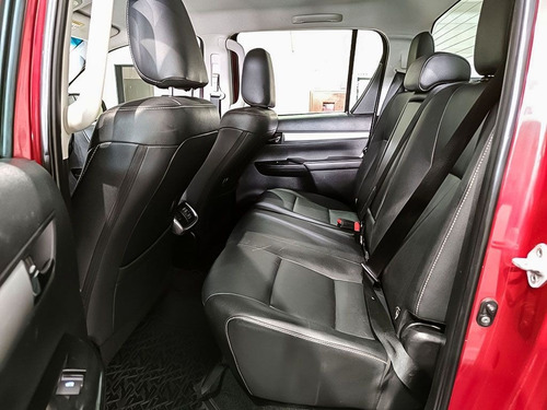 Imagem 8 de 20 de Toyota Hilux 2.8 Srx 4x4 Cd 16v