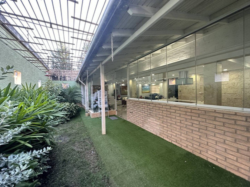 Venta Townhouse Totalmente Amoblado Las Palmas, El Parral Valencia
