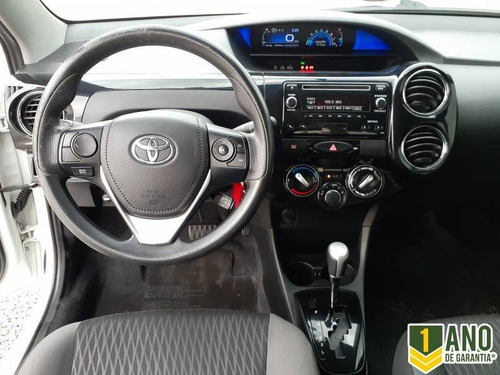Imagem 9 de 13 de Toyota Etios Xs Sedan 1.5 16v Automático Completo