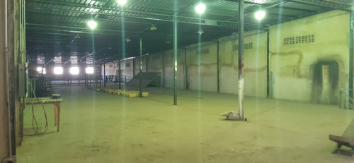Imagen 4 de 5 de Galpon En Alquiler, Av. Bolivar, Puerto La Cruz