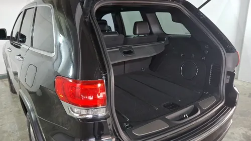Jeep Grand Cherokee 5.7 LIMITED LUJO HEMI V8 MDS