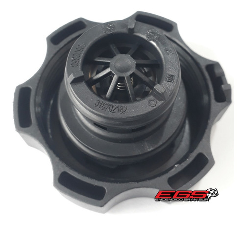 Imagen 2 de 5 de Tapa Para Deposito De Agua Gm Tracker Egs