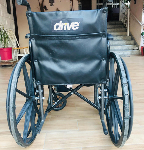 Silla De Ruedas Para Persona Discapacitada.