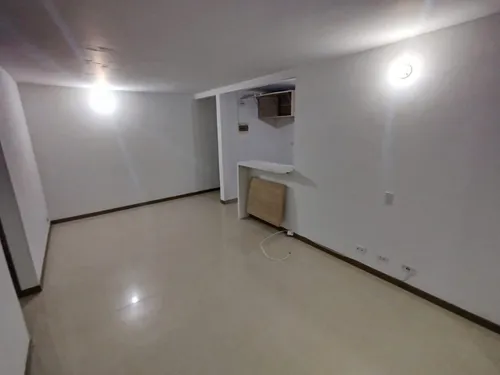 Arriendo Apartamento En Loma De Los Bernal