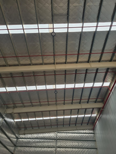 Nave Industrial 1000 M² A Estrenar