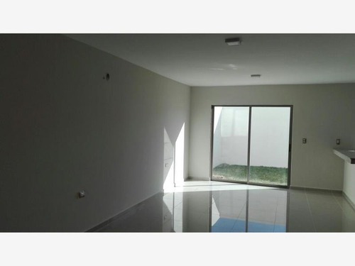 Imagen 10 de 12 de Casa Sola En Renta Fracc: La Rioja