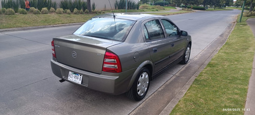 Chevrolet Astra 2.0 5p Básico M Mt