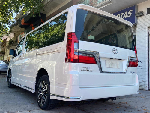 Imagen 6 de 25 de Toyota Hiace 2021 2.8 Tdi Wagon 6at 10a Vx Premium