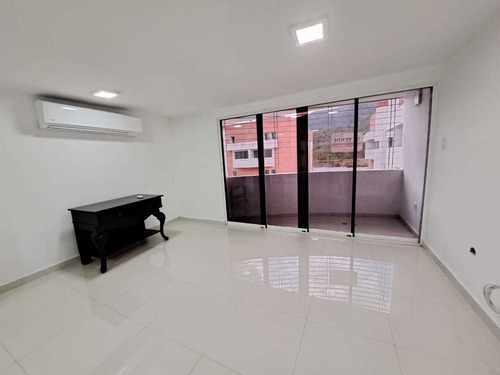 Imagen 8 de 20 de Rosaura Cortez Vende Apartamento Duplex En San Diego Res. Cumbres De San Diego Cerca De Fin De Siglo