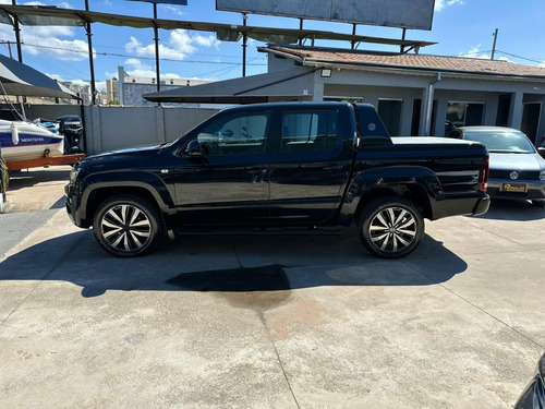 Volkswagen Amarok 3.0 Highline Extreme Cab. Dupla V6 4x4 Aut. 4p