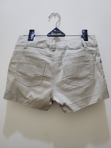 Short Beige Talla 3/4