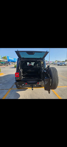 Jeep Wrangler 3.6 Unlimited Sahara 4x4 At
