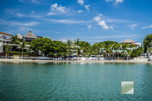 Villa De Lujo En Venta Pegada A La Playa, Kovay Gardens