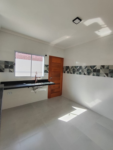 Casa Nova Com Piscina Próximo Da Praia.