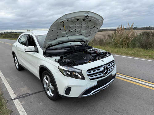 Mercedes-Benz Clase GLA 1.6 Gla200 Urban 156cv