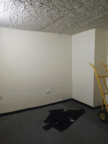 Imagen 24 de 24 de Vendo Local 623 M2 / Chacao 9674