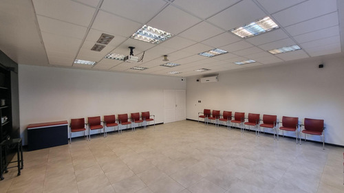 Imagen 15 de 23 de Local - Edificio Comercial Premium En Venta